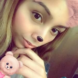 Meet your Posher, Ashiley